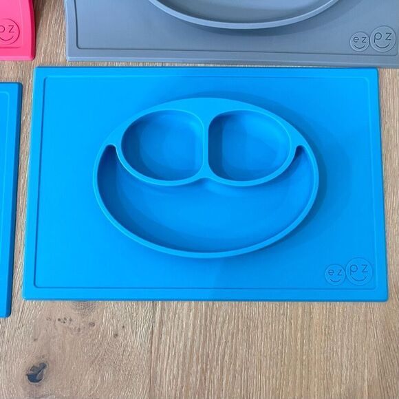 EZPZ Happy Mat Placemat Silicone Suction Plate and Bowl Pink, Black Blue Set of - Picture 4 of 7
